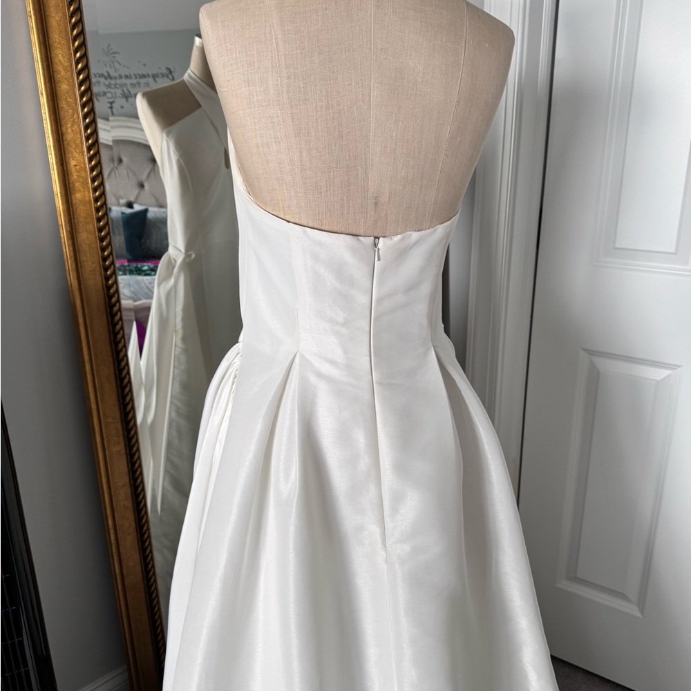 Rachel Allen size 14 white taffeta gown with overskirt. - Picture 3 of 5
